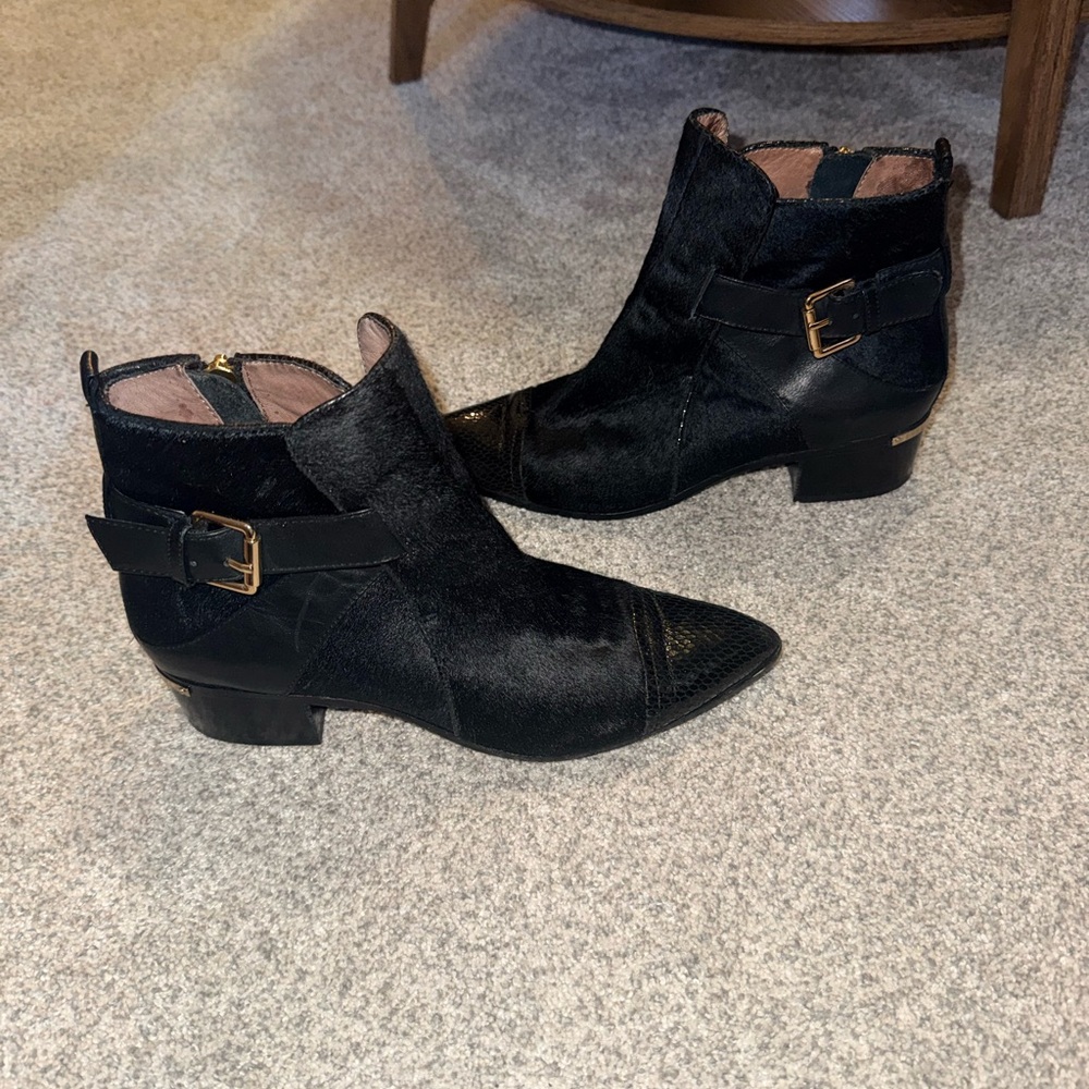 Donald J. Pliner Doma Calf hair leather helped booties snake print toe